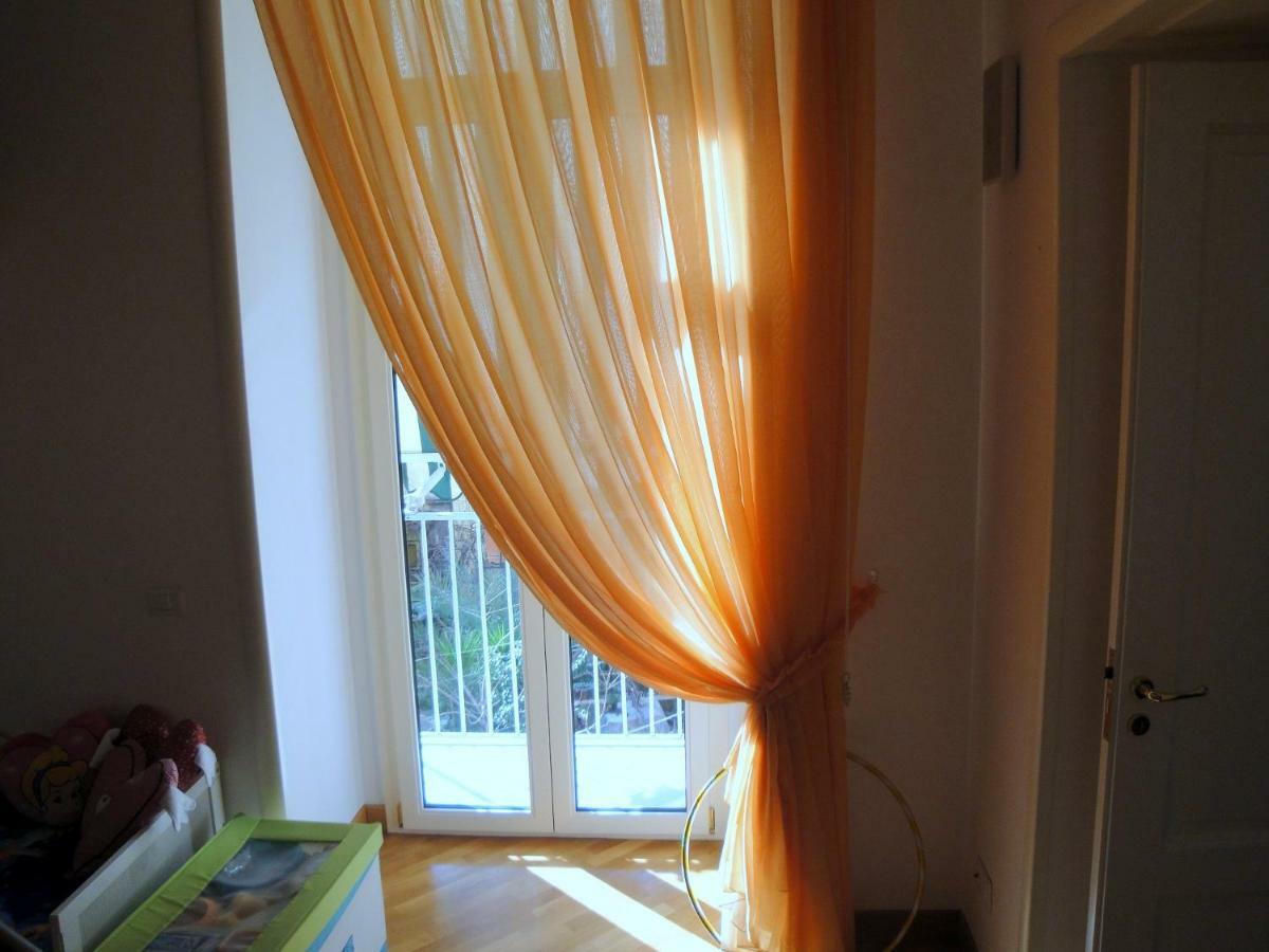 Mezzocannone Holiday House Naples Extérieur photo