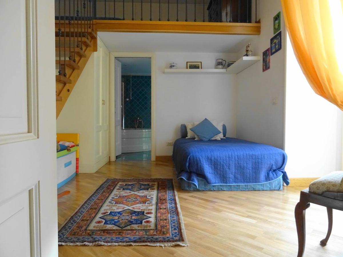 Mezzocannone Holiday House Naples Extérieur photo