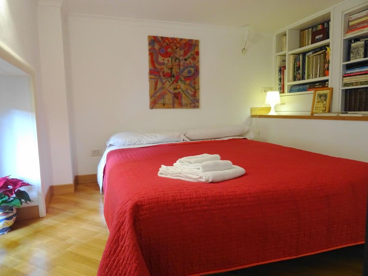 Mezzocannone Holiday House Naples Extérieur photo